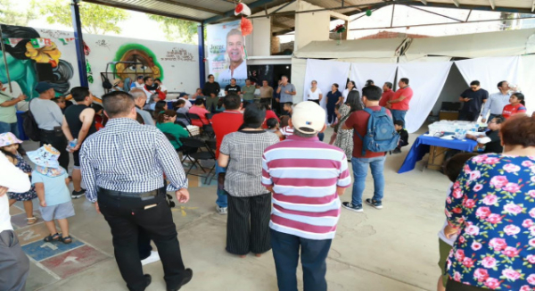 “Jorge Va a Tu Colonia” acerca servicios de salud a más de 120 familias de 7 Regiones