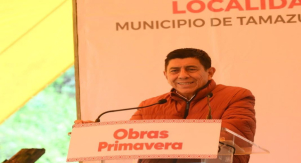 Impulsa Salomón Jara conectividad de la Sierra de Juárez con inauguración de dos caminos