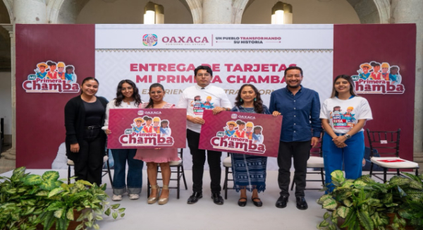 ¡Qué emoción! 130 jóvenes reciben su primer mes de salario con Mi Primera Chamba en Oaxaca