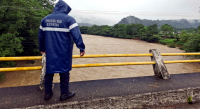 Oaxaca: Abierta circulación en un solo carril en varios puntos de la Carretera Federal 175