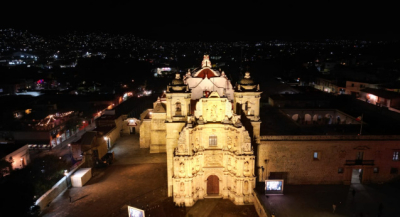Gobierno de Oaxaca e Iberdrola México encienden nueva iluminación de la Basílica de la Soledad