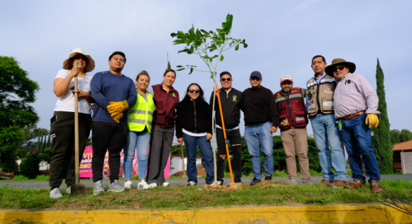 Con Tequio vecinal luce nuevo rostro la agencia de Santa Rosa