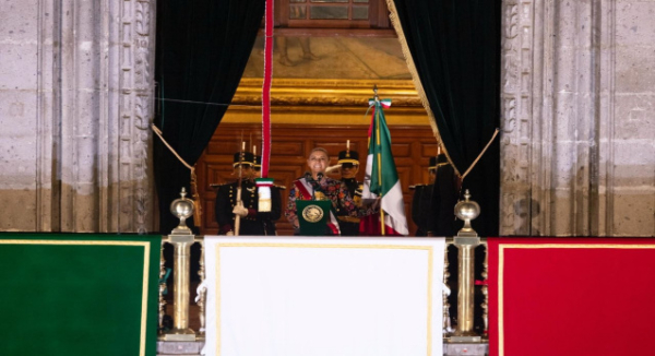 ¡Viva México libre, independiente y soberano!: Presidenta Claudia Sheinbaum encabeza ceremonia por el 216 aniversario del Grito de Independencia