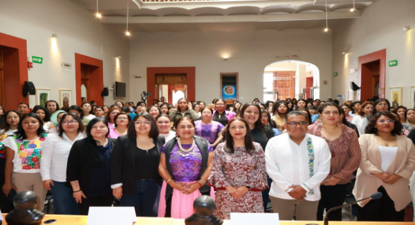 Fortalecen Gobiernos Estatal y Federal capacitación a enlaces Banavim