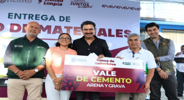 A través del Banco de Materiales, Ray Chagoya impulsa obras de beneficio común en Oaxaca de Juárez