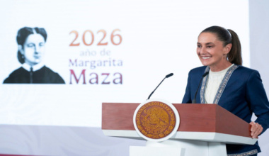 PEMEX aumenta procesamiento de crudo a 1.5 millones de barriles diarios; reduce deuda en 20 mil mdd e incrementa en 34% inversión para el 2026: presidenta Claudia Sheinbaum