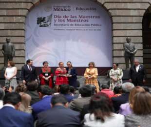 Presidenta Claudia Sheinbaum anuncia incremento salarial del 9% para las maestras y maestros de México