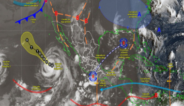 Onda tropical 36 favorecerá lluvias y tormentas en Oaxaca