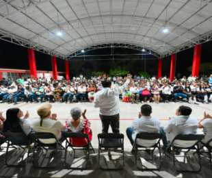 Entrega Salomón Jara desarrollo en la Costa con infraestructura educativa y carretera