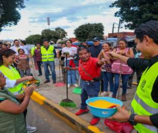 Tequio mejora imagen de la Central de Abasto de Oaxaca de Juárez