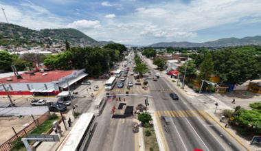 Rehabilitan carretera Internacional Cristóbal Colón con programa “Tache al Bache”