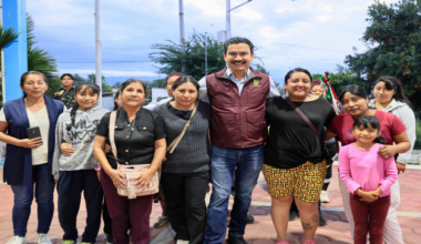 Ray Chagoya entrega Banco de Materiales en la colonia Presidentes de México