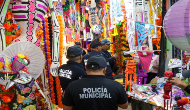Secretaría de Seguridad Vecinal refuerza vigilancia en la Central de Abasto por Día de Muertos