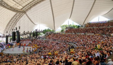 Con música, danza y tradición arranca el Primer Lunes del Cerro de la Guelaguetza 2026