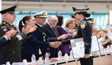 Claudia Sheinbaum encabeza clausura y apertura de cursos del Sistema Educativo Militar