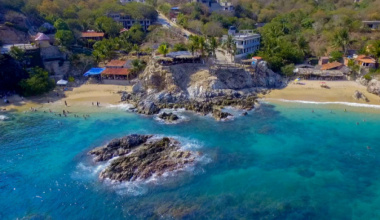 Quince playas de Oaxaca son aptas para uso recreativo en Semana Santa 2026