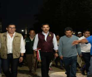 Ray Chagoya recorre barrios de Loma Rancho y Los Molinos para atender necesidades vecinales