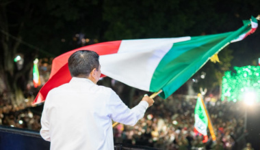 Llama Salomón Jara a la unidad en el 216 aniversario del inicio de la Independencia de México