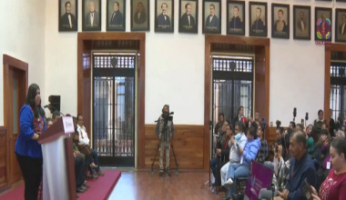 Cambios en Comunicación Social del Gobierno de Oaxaca: Elizabeth Álvarez presenta su renuncia y designan a Daniel Juárez