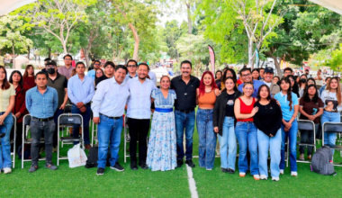 Ray Chagoya participa en reunión con jóvenes beneficiarios de “Mi Primera Chamba”