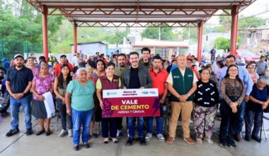 Ray Chagoya entrega materiales para obras comunitarias en el Ejido Guadalupe Victoria