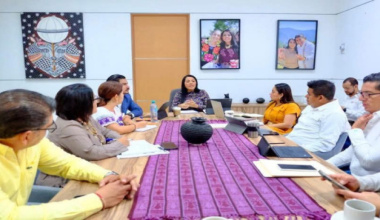 Autoridades municipales y estatales dialogan sobre agenda turística para Oaxaca de Juárez
