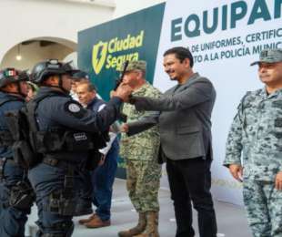 Entrega municipio equipamiento a Policía de Oaxaca de Juárez y reporta reducción de delitos