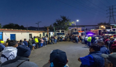 Ray Chagoya encabeza entrega de equipo a personal de recolección en Oaxaca de Juárez