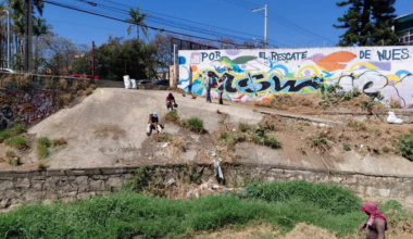 Continúan labores de limpieza en el río San Felipe en Oaxaca de Juárez