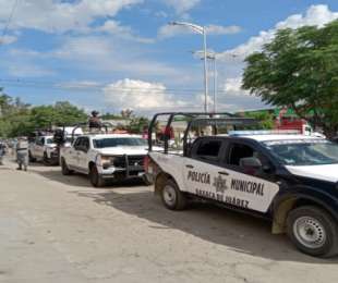 Policía Municipal y Guardia Nacional instalan módulo de información en acceso a Oaxaca de Juárez durante la Guelaguetza 2026
