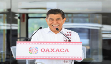 Reconoce Salomón Jara compromiso y amor por Oaxaca de Presidenta Claudia Sheinbaum en primer año de mandato