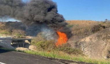 Pemex y Gobierno de Oaxaca coordinan atención por explosión de ducto: saldo tres muertos y cuatro heridos
